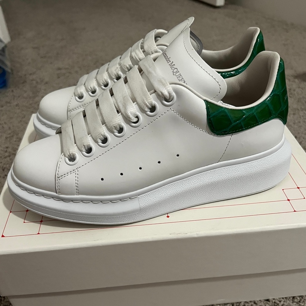 Alexander McQueen Oversized Sneaker
